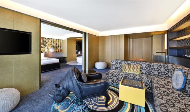 W Muscat 5*