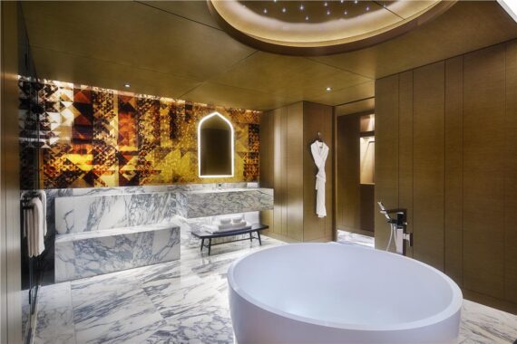 W Muscat 5*