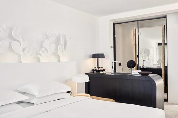Royal Myconian Resort 5*