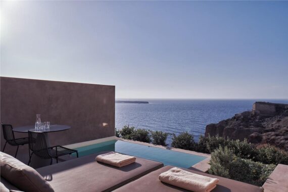Old Castle Oia 4*