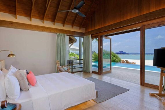 Emerald Faarufushi Resort & Spa 5*