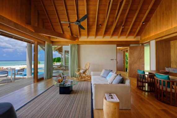 Emerald Faarufushi Resort & Spa 5*
