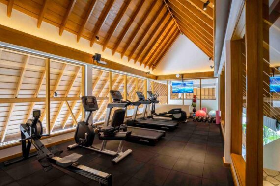 Emerald Faarufushi Resort & Spa 5*