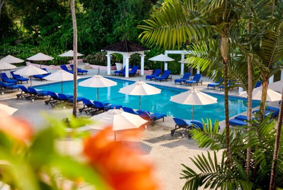 Fairmont Royal Pavilion 5*