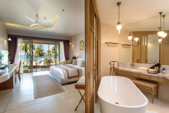 Devasom Khao Lak Beach Resort & Villas 5*