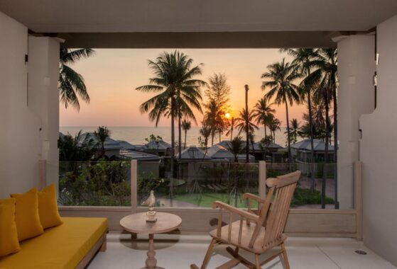 Devasom Khao Lak Beach Resort & Villas 5*