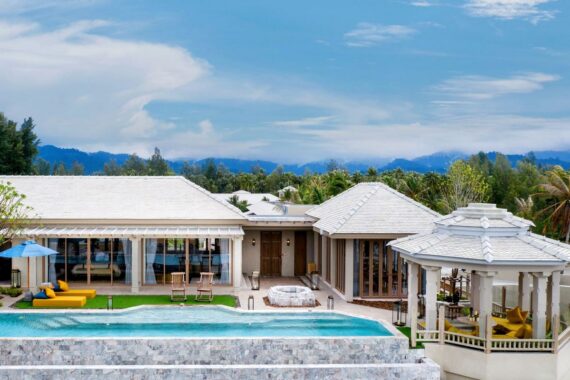 Devasom Khao Lak Beach Resort & Villas 5*