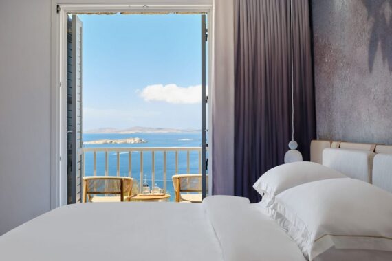 Deos Mykonos 5*
