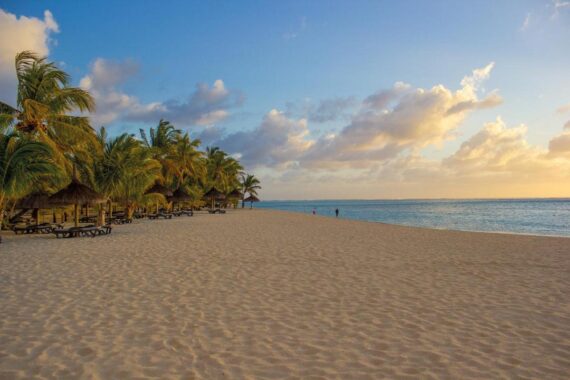 Dinarobin Beachcomber Golf Resort & Spa 5*