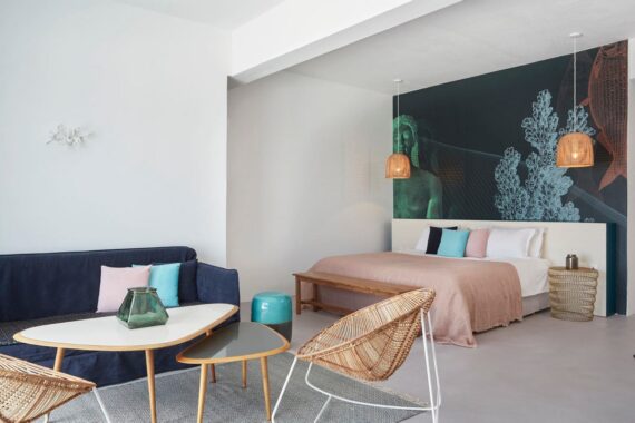 Kouros Hotel And Suites 5*