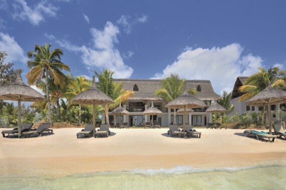 Paradis Beachcomber Golf Resort & Spa 5*