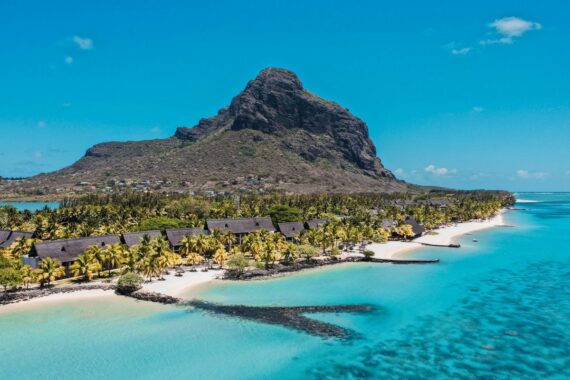 Paradis Beachcomber Golf Resort & Spa 5*