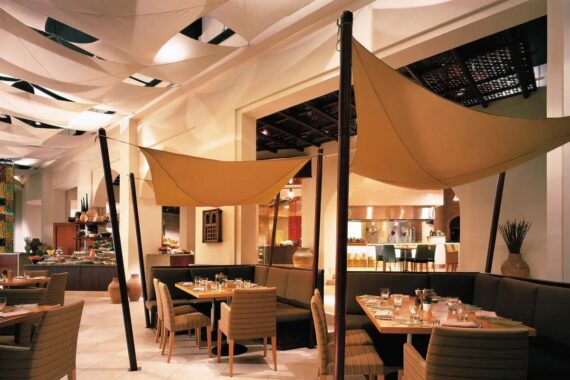 Hilton Muscat Al Bandar 5*