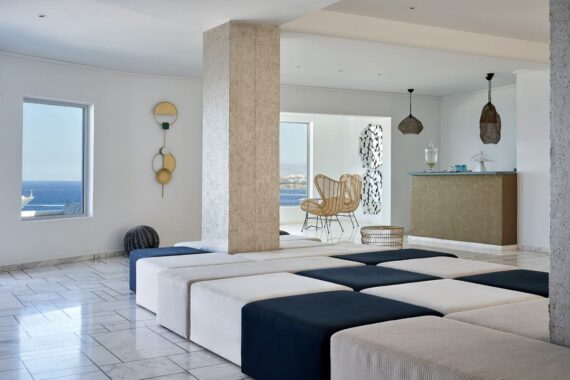 Kouros Hotel And Suites 5*