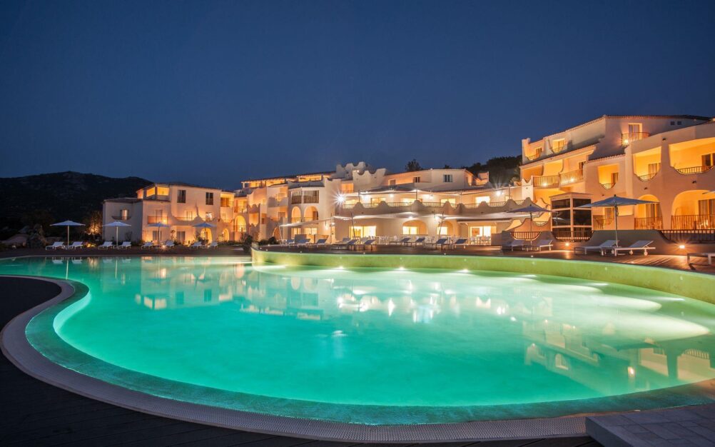 Hotel Cala Cuncheddi 4*